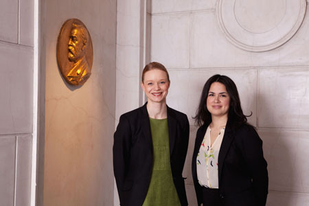 Jonna Petterson, informatör och Annika Pontikis, informationschef